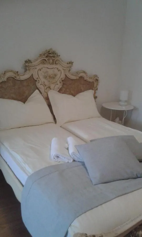 مبيت وإفطار Torreglia Il Borgo Dei Molini 0*,  إيطاليا
